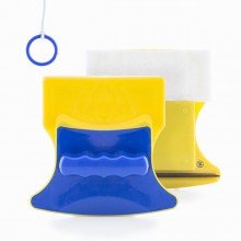 Dispozitiv magnetic pentru curatarea geamurilor